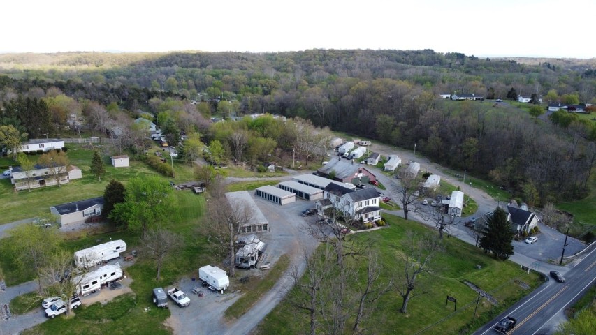 LM field (Small)